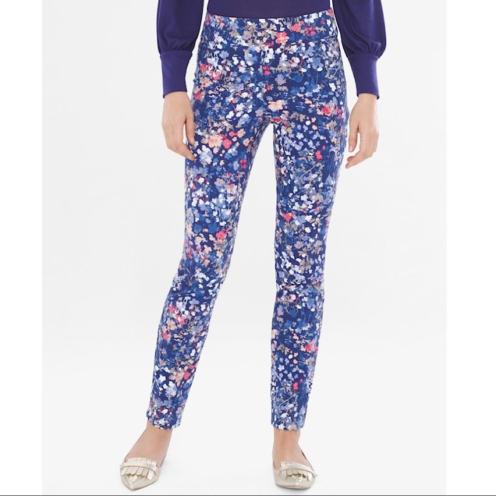 Chico’s Petal Print Pull On Jeggings Size 2 Size 0